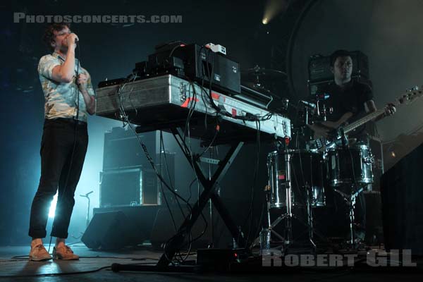 FRIENDLY FIRES - 2009-06-27 - PARIS - Hippodrome de Longchamp - 